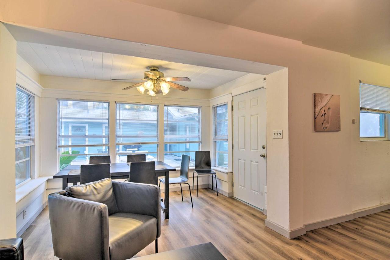 Sun-Soaked Coastal Hideaway - Steps To Beach! Clearwater Beach Exterior foto